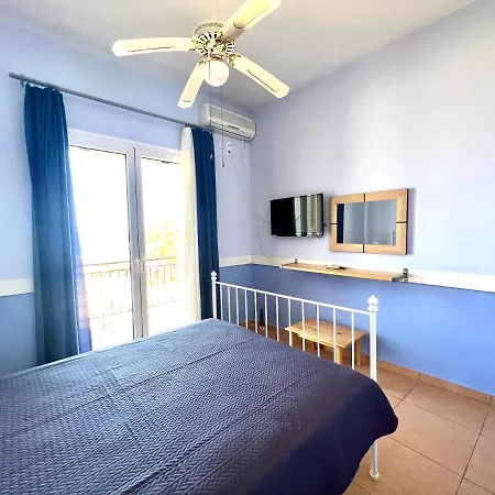 Grand Pension Nea Koroni